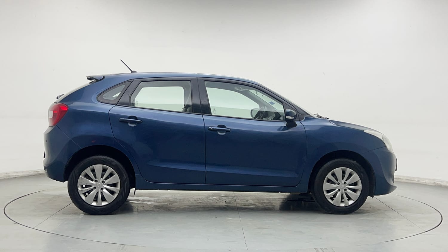 Used 2016 Maruti Suzuki Baleno Delta 1.2 Petrol Manual exterior RIGHT SIDE VIEW