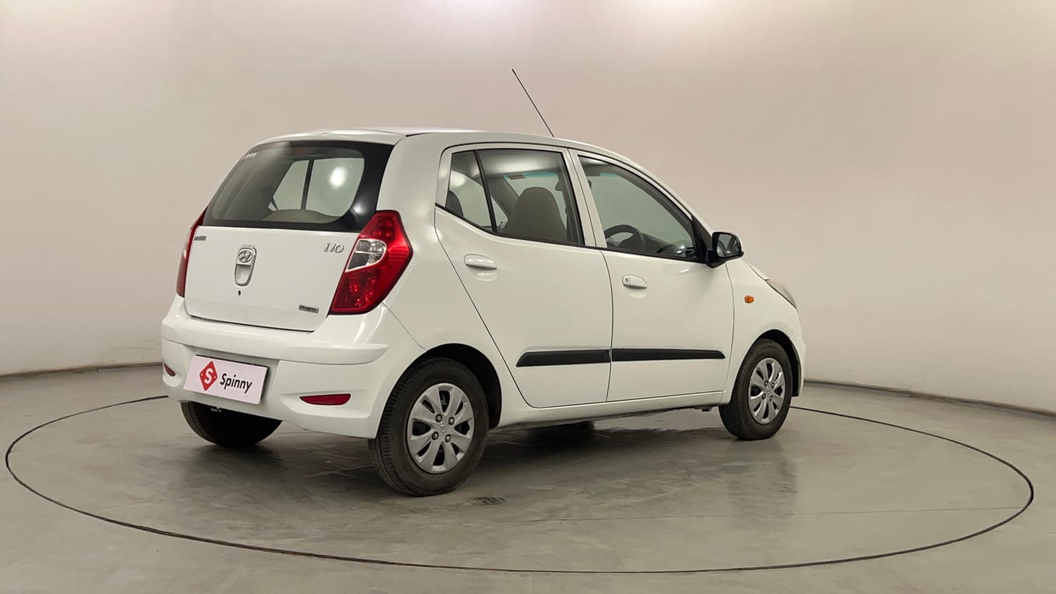 Used 2012 Hyundai i10 Magna 1.1 iRDE2 Petrol Manual exterior RIGHT REAR CORNER VIEW