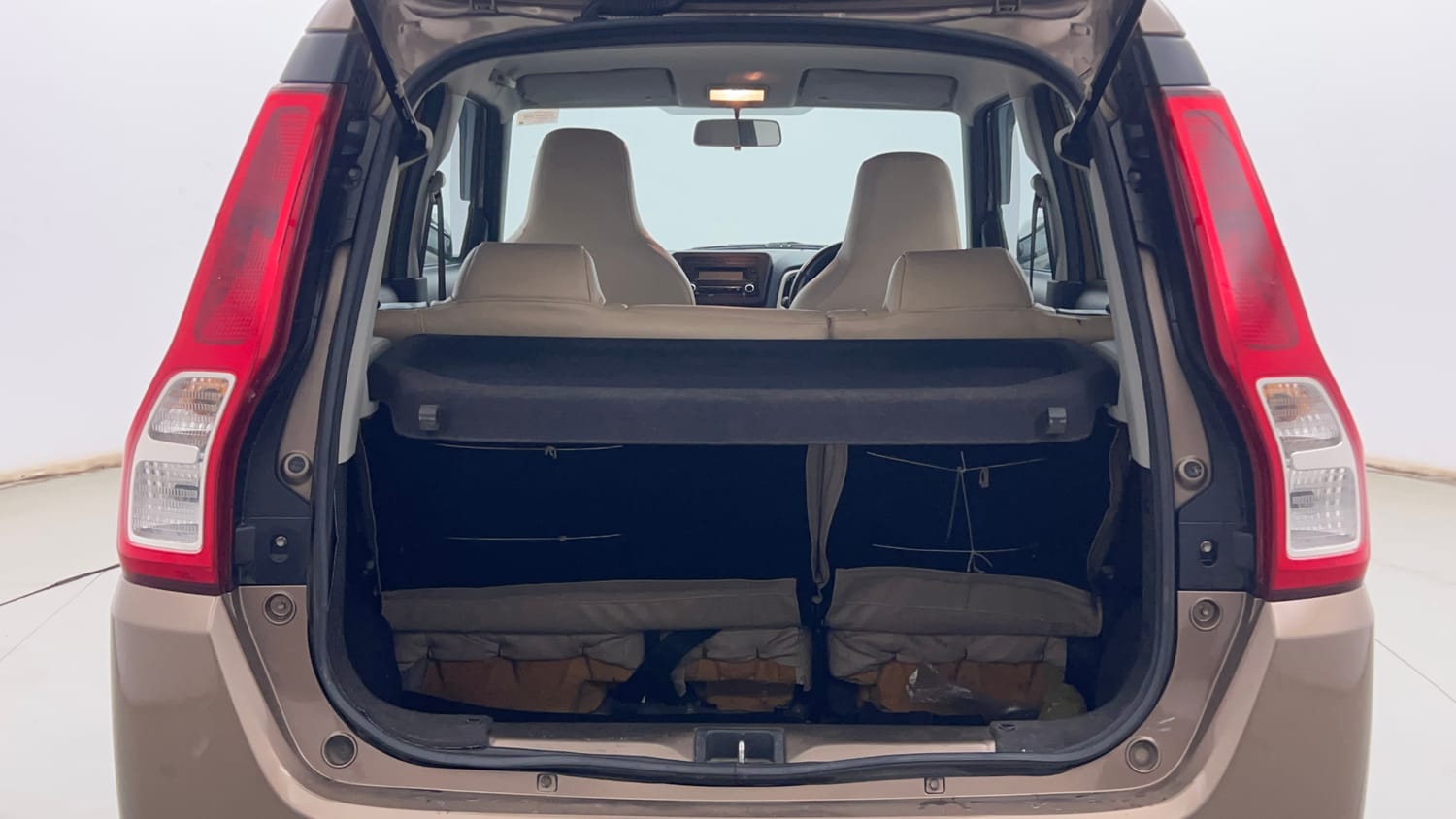 Used 2019 Maruti Suzuki Wagon R VXi 1.2 AMT Petrol Automatic interior DICKY INSIDE VIEW