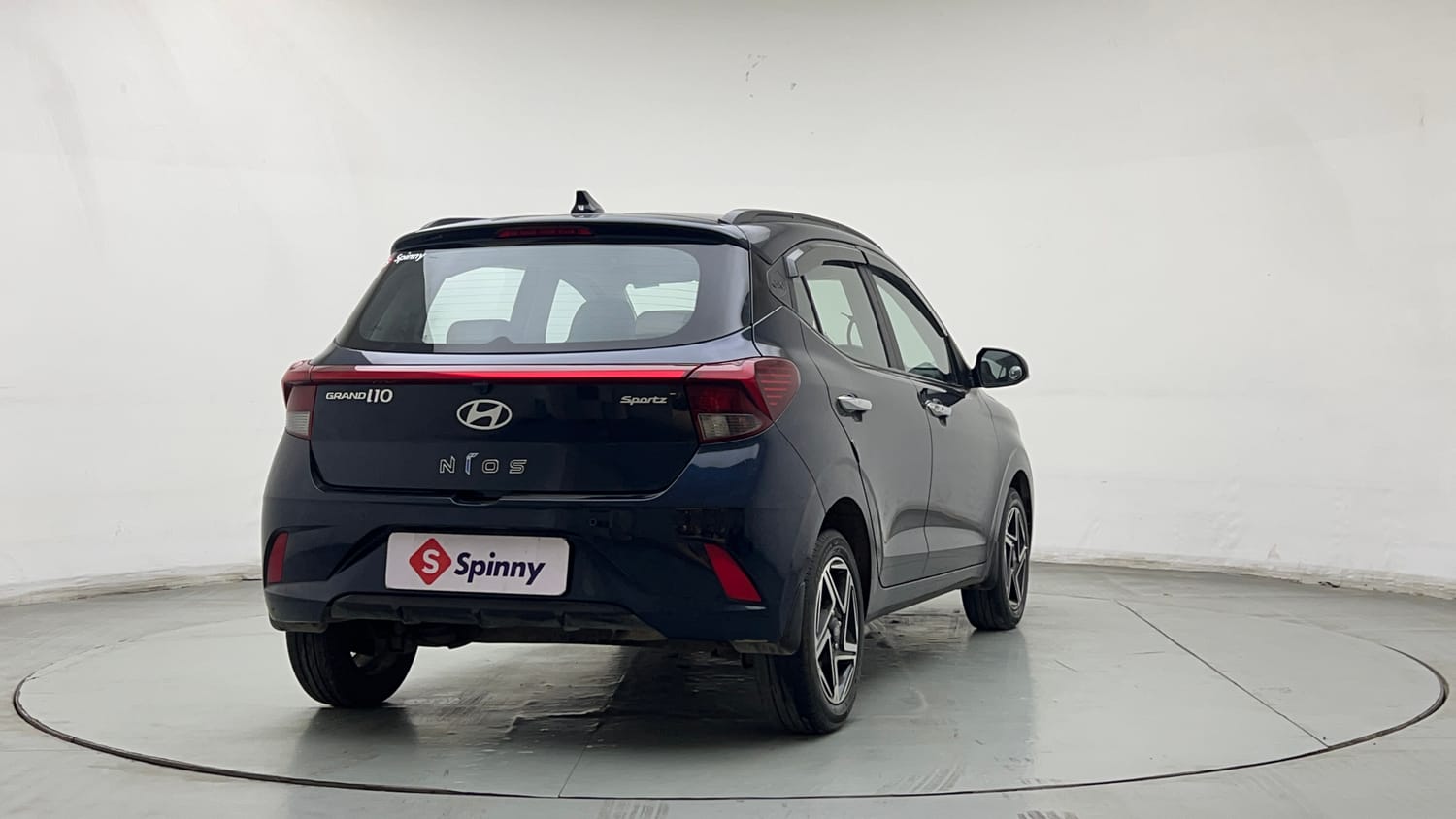 Used 2025 Hyundai Grand i10 Nios Sportz (O) 1.2 Kappa VTVT Petrol Manual exterior RIGHT REAR CORNER VIEW