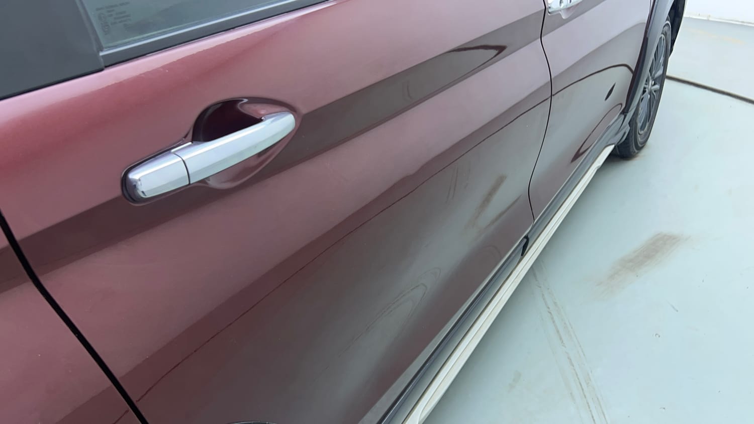 Used 2022 Maruti Suzuki XL6 Zeta AT Petrol Petrol Automatic dents MINOR SCRATCH