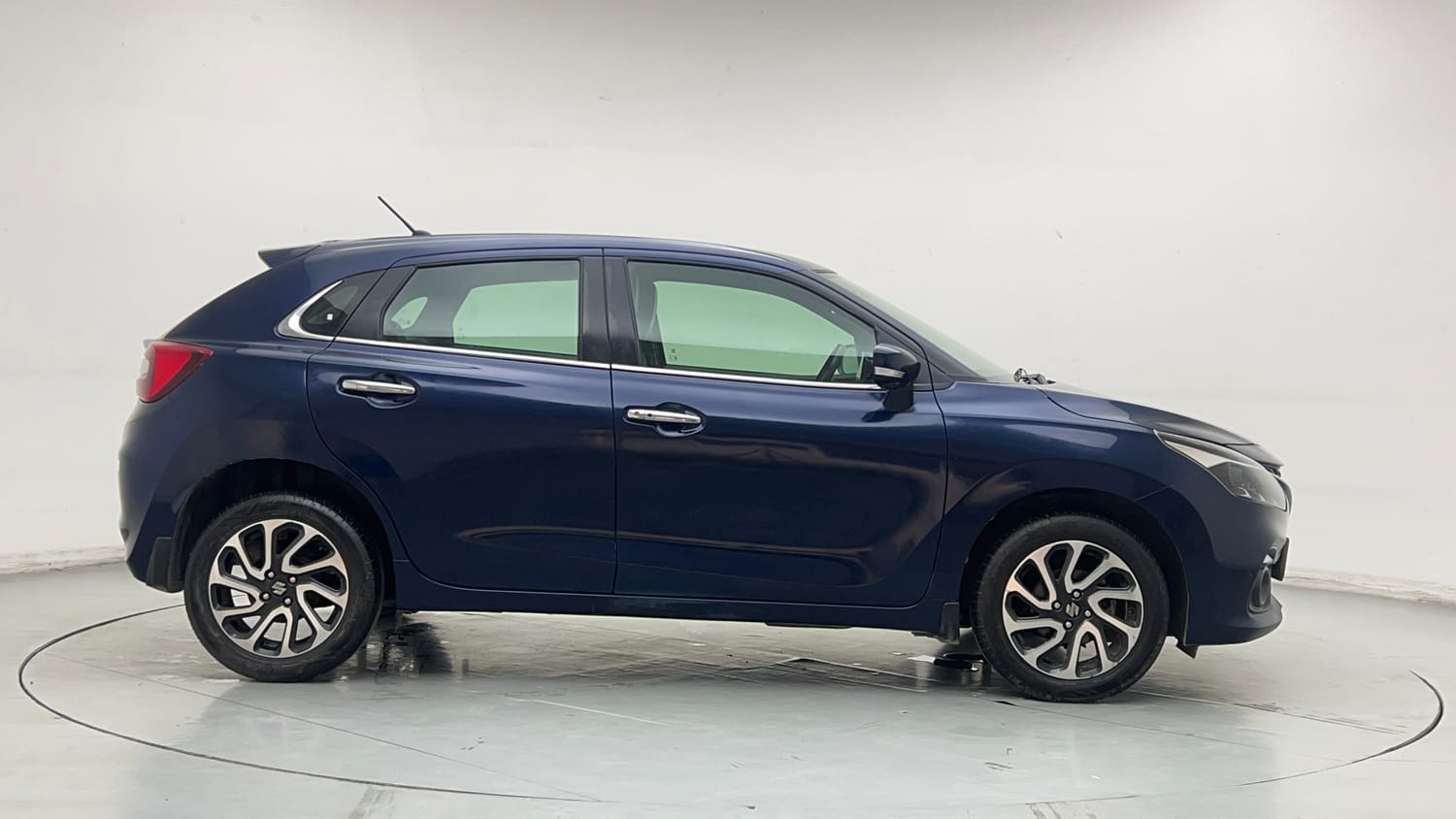 Used 2022 Maruti Suzuki Baleno Alpha MT Petrol Manual exterior RIGHT SIDE VIEW