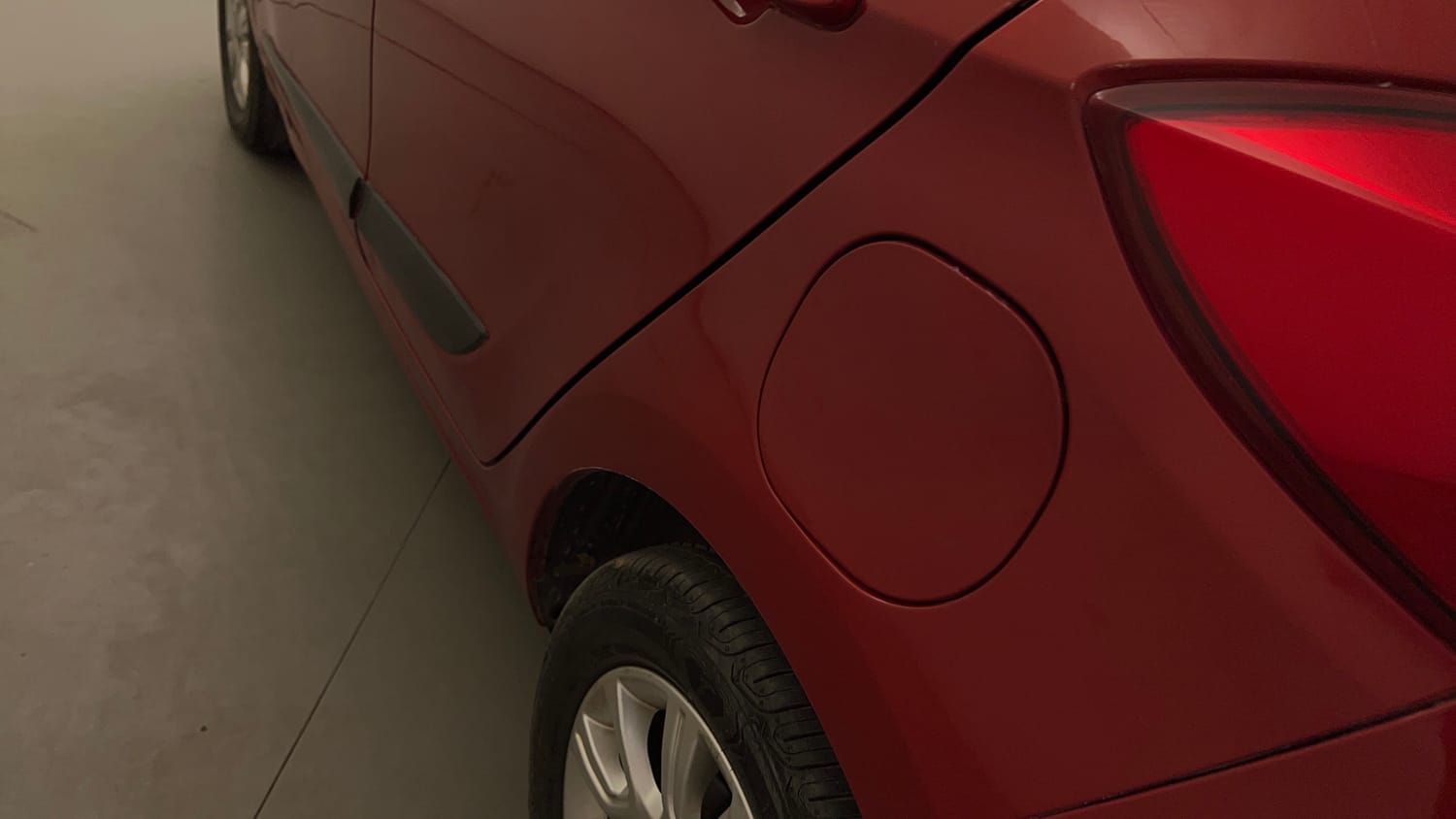 Used 2018 Tata Tiago Revotron XZA Petrol Automatic dents MINOR SCRATCH