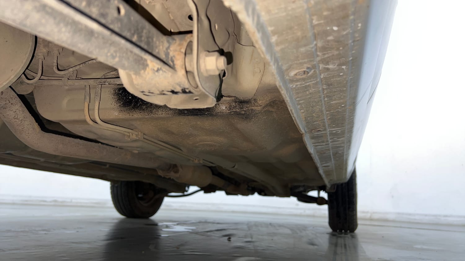 Used 2019 Maruti Suzuki Alto 800 LXi Petrol Manual extra REAR RIGHT UNDERBODY VIEW