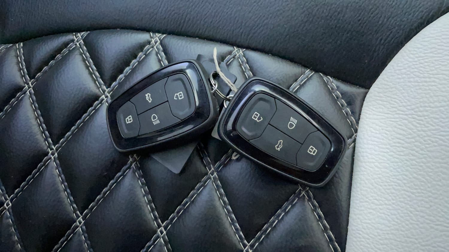 Used 2023 Tata Tigor XZ Plus Petrol Manual extra CAR KEY VIEW