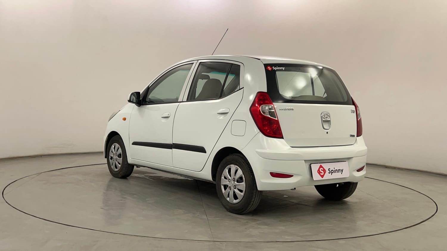 Used 2012 Hyundai i10 Magna 1.1 iRDE2 Petrol Manual exterior LEFT REAR CORNER VIEW