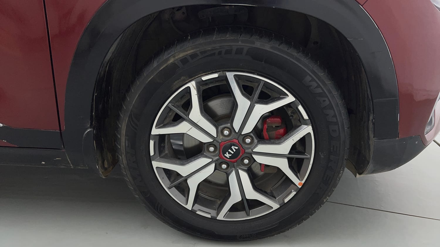 Used 2019 Kia Seltos GTX Plus 1.4 Petrol Manual tyres RIGHT FRONT TYRE RIM VIEW