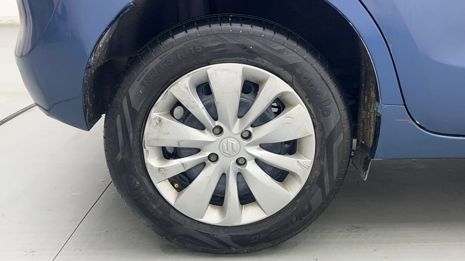 Used 2016 Maruti Suzuki Baleno Delta 1.2 Petrol Manual tyres RIGHT REAR TYRE RIM VIEW