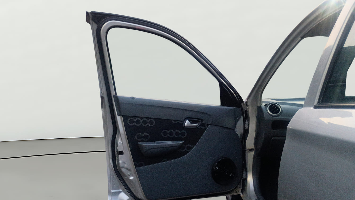 Used 2015 Maruti Suzuki Alto 800 Lxi Petrol Manual interior LEFT FRONT DOOR OPEN VIEW