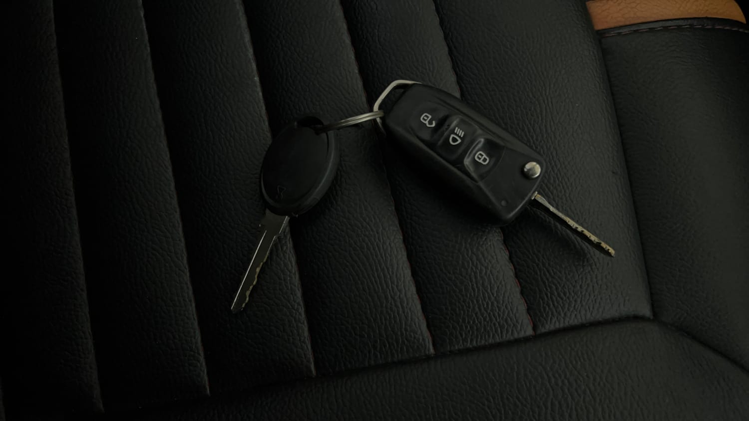 Used 2018 Tata Tiago Revotron XZA Petrol Automatic extra CAR KEY VIEW