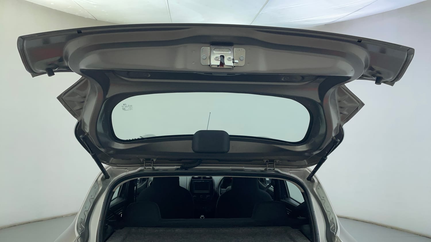Used 2019 Renault Kwid RXT (O) 1.0 SCE Edition Petrol Manual interior DICKY DOOR OPEN VIEW