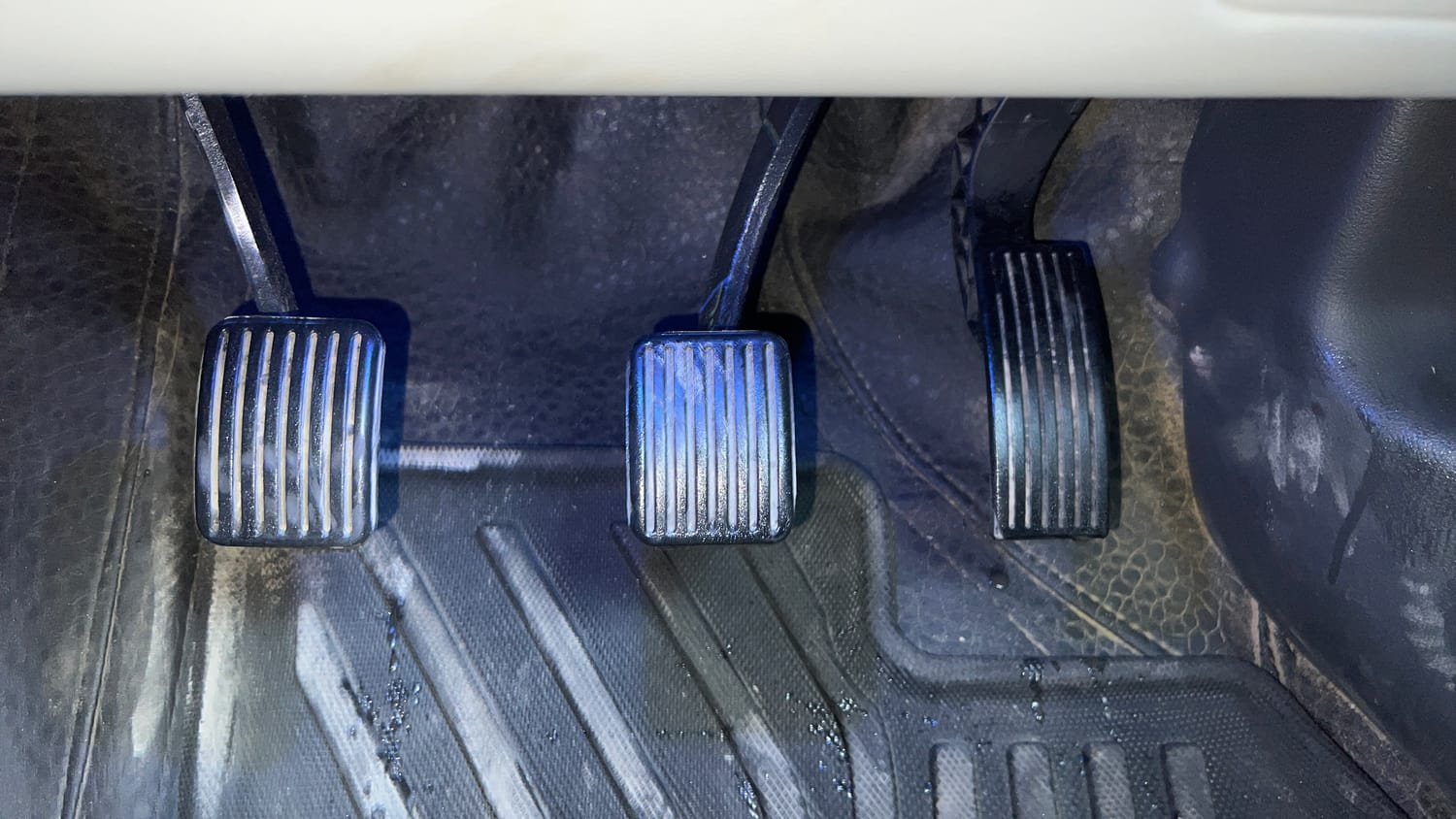 Used 2025 Hyundai Grand i10 Nios Sportz (O) 1.2 Kappa VTVT Petrol Manual interior PEDALS VIEW