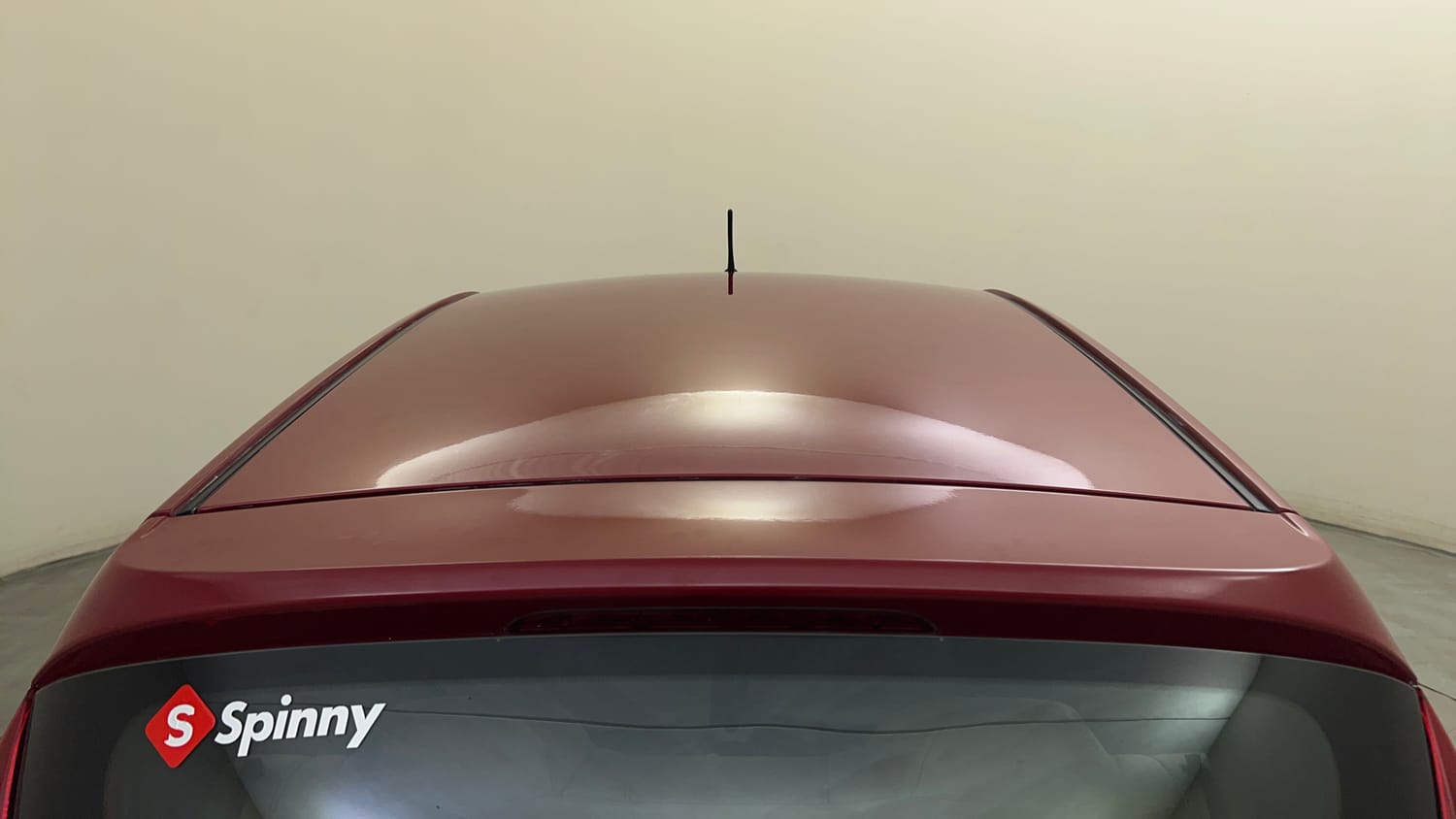 Used 2015 Hyundai Eon Magna + Petrol Manual exterior EXTERIOR ROOF VIEW