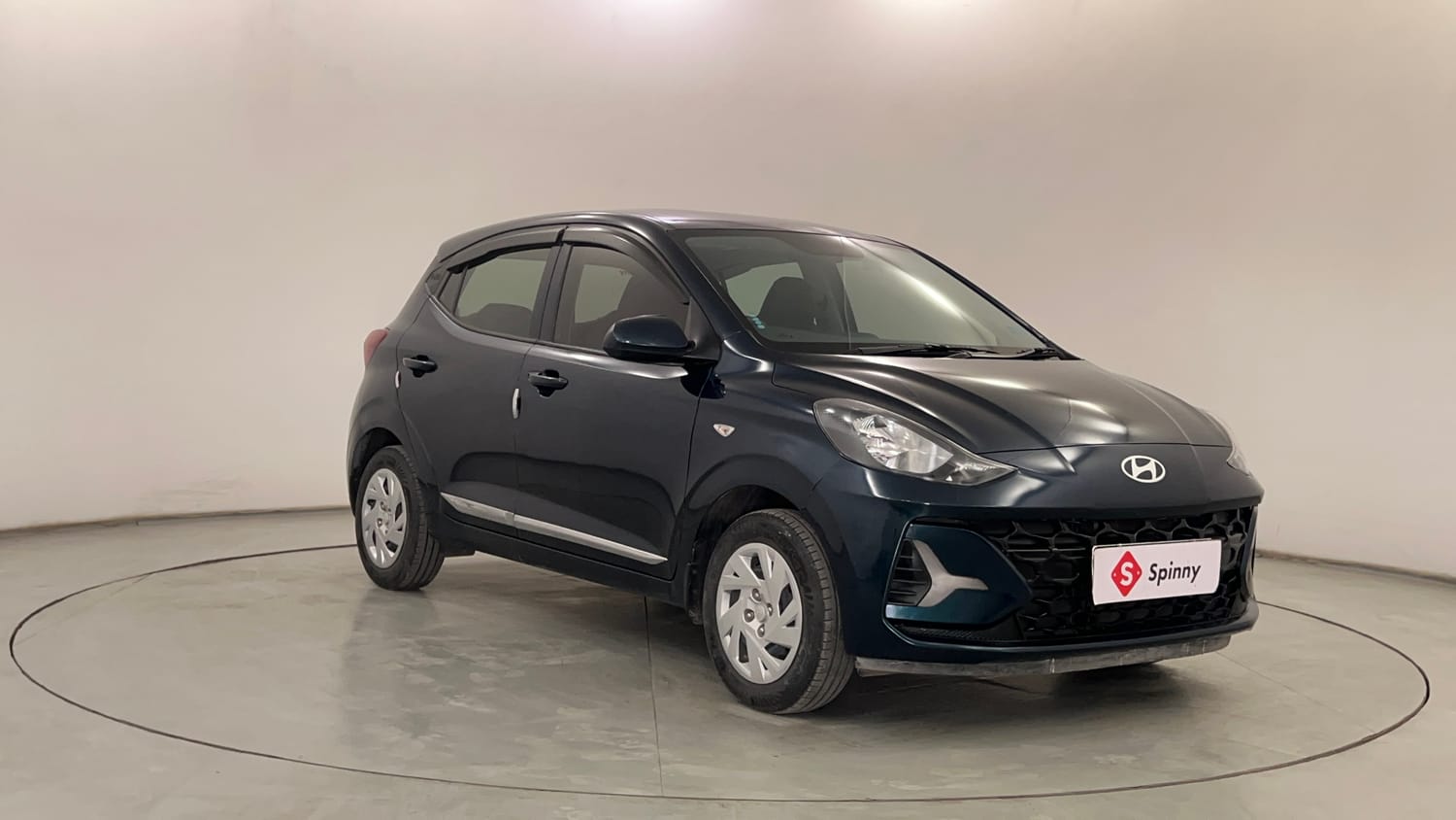 Used 2023 Hyundai Grand i10 Nios Magna 1.2 Kappa VTVT Petrol Manual exterior RIGHT FRONT CORNER VIEW