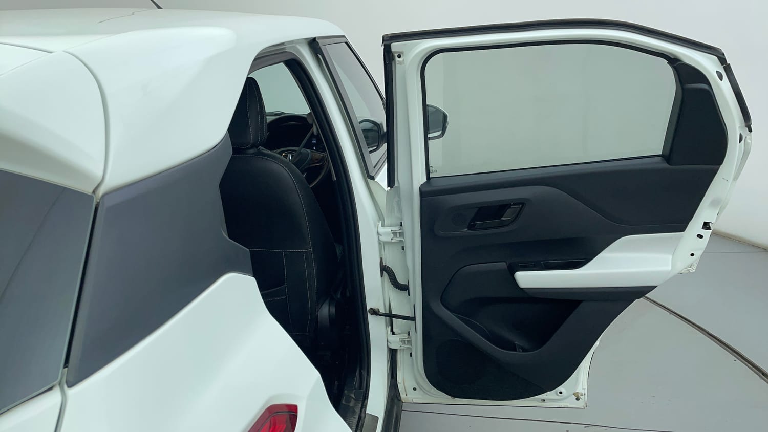 Used 2022 Tata Punch Accomplished MT Petrol Manual interior RIGHT REAR DOOR OPEN VIEW