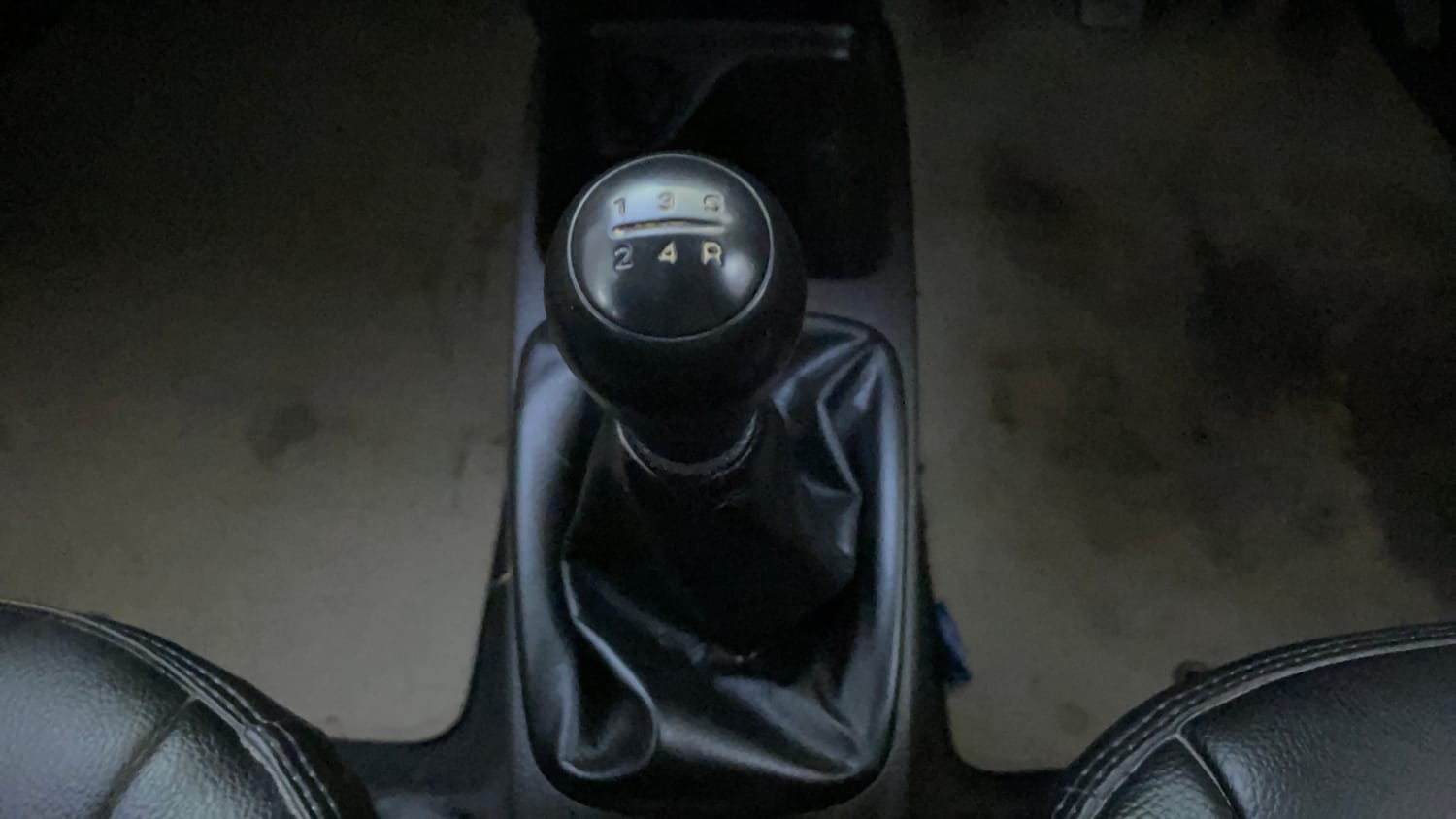 Used 2012 Hyundai Eon Era Petrol Manual interior GEAR  KNOB VIEW