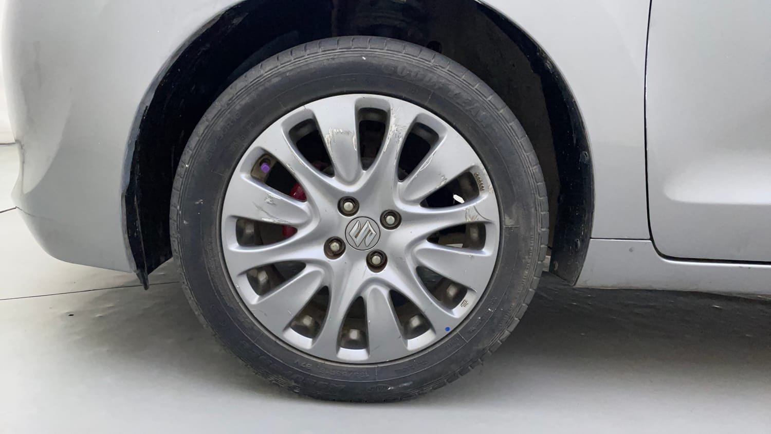 Used 2018 Maruti Suzuki Baleno Alpha 1.2 AT Petrol Automatic tyres LEFT FRONT TYRE RIM VIEW