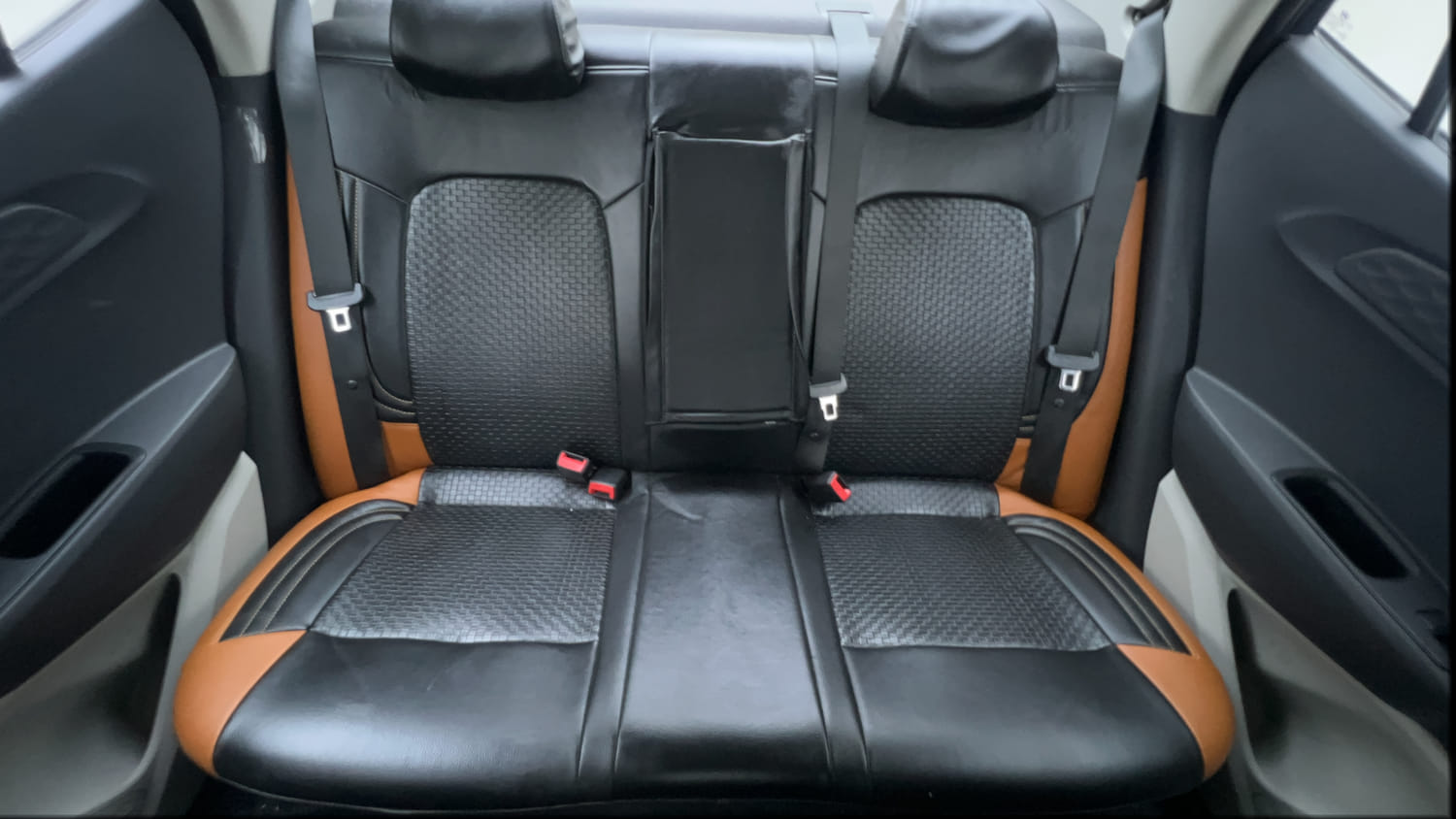 Used 2024 Hyundai Aura S 1.2 CNG Cng Manual interior REAR SEAT CONDITION VIEW