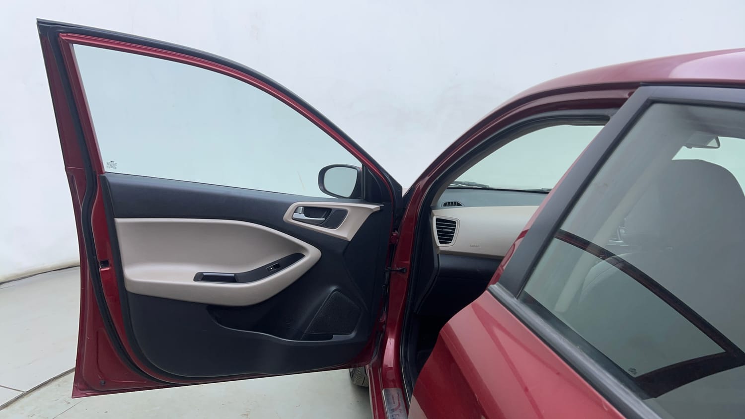 Used 2018 Hyundai Elite i20 Asta 1.2 (O) Petrol Manual interior LEFT FRONT DOOR OPEN VIEW