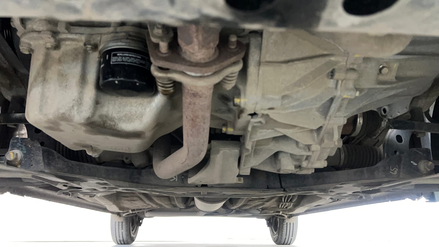 Used 2024 Maruti Suzuki Wagon R VXI 1.0 AGS Petrol Automatic extra FRONT LEFT UNDERBODY VIEW