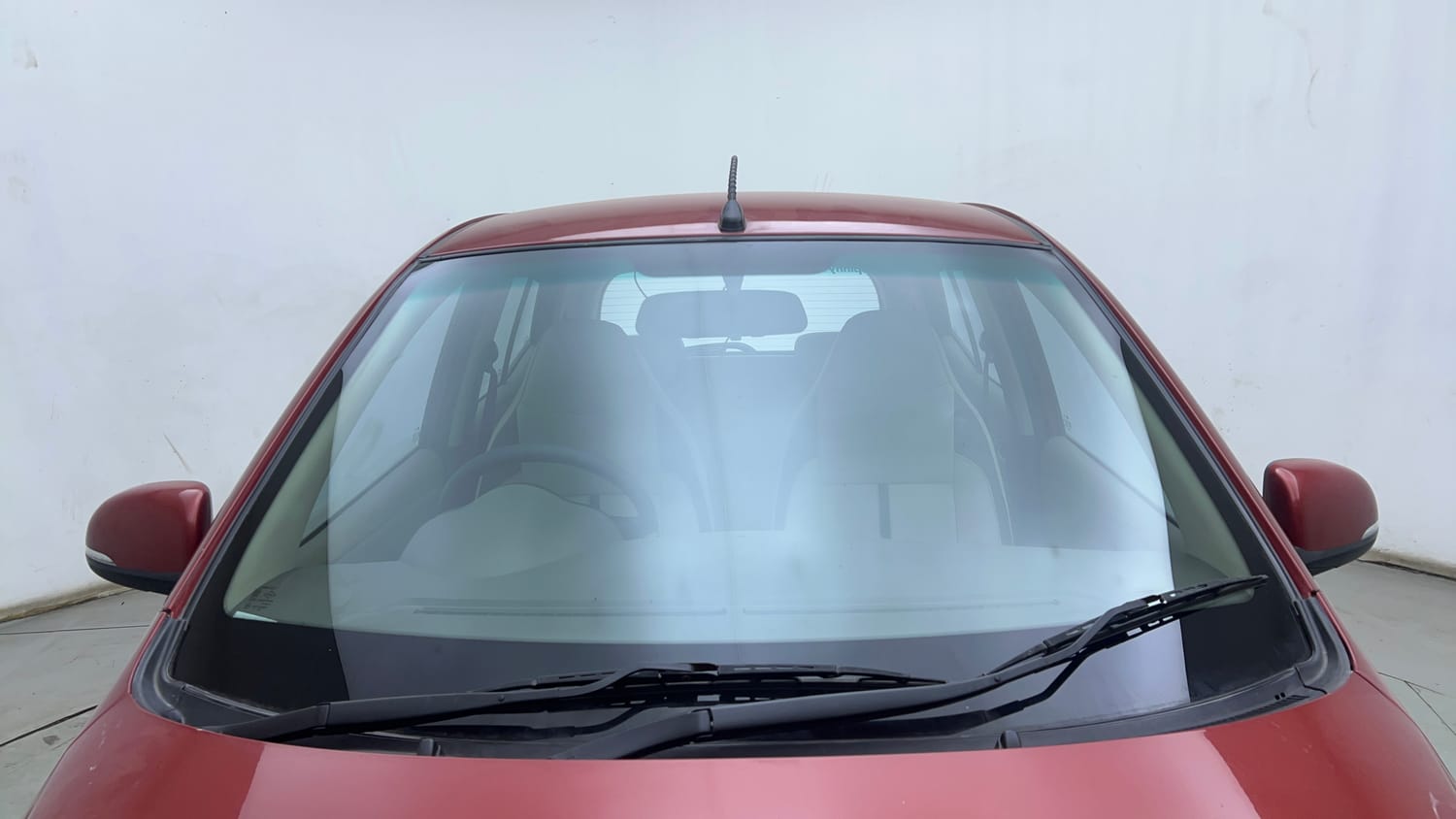 Used 2012 Hyundai i10 Sportz 1.2 Kappa2 Petrol Manual exterior FRONT WINDSHIELD VIEW