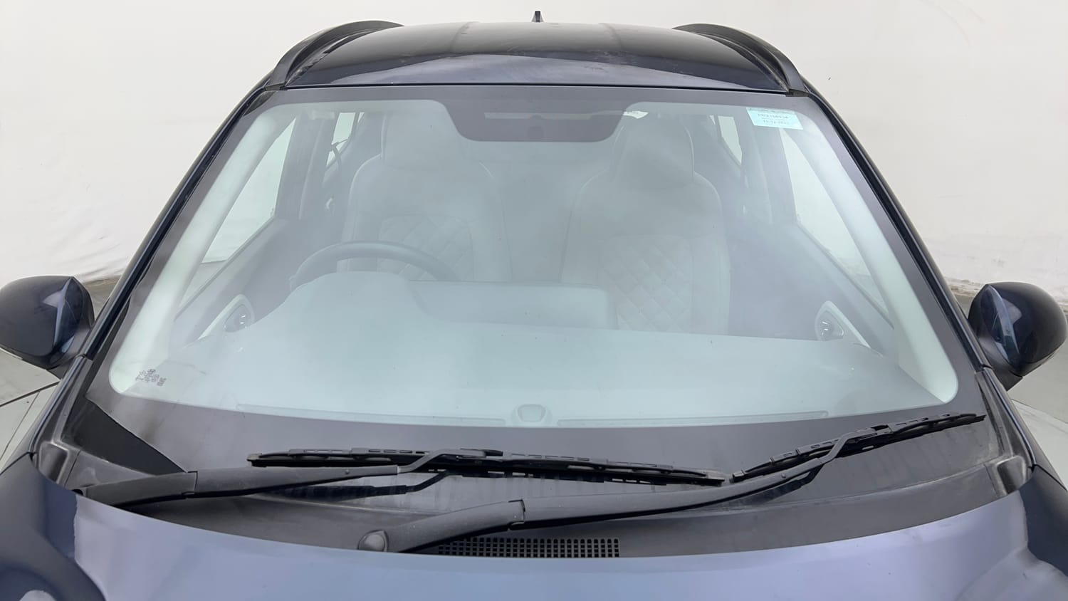 Used 2025 Hyundai Grand i10 Nios Sportz (O) 1.2 Kappa VTVT Petrol Manual exterior FRONT WINDSHIELD VIEW