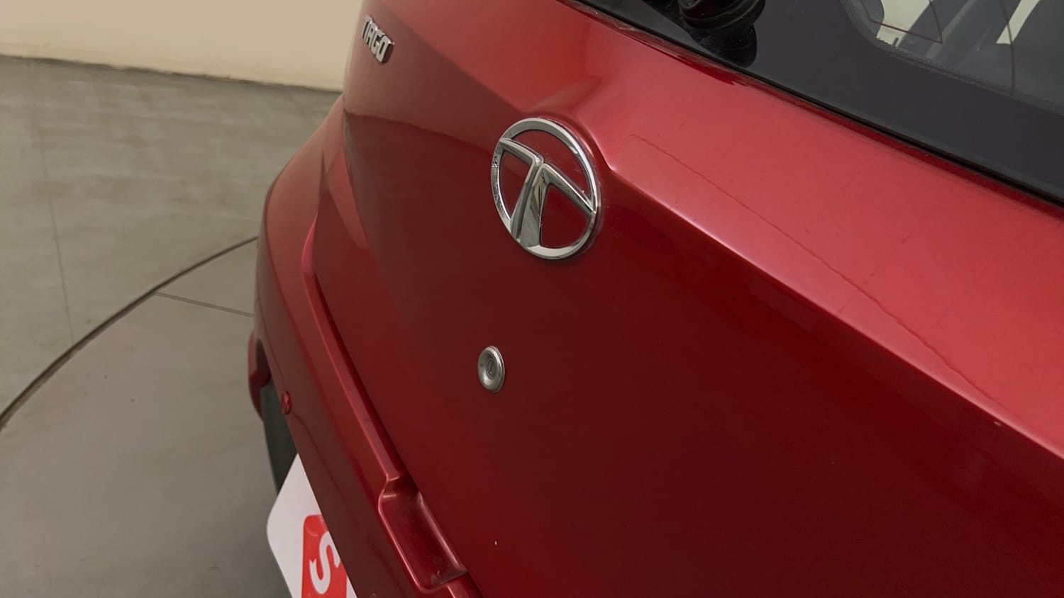 Used 2018 Tata Tiago Revotron XZA Petrol Automatic dents MINOR SCRATCH