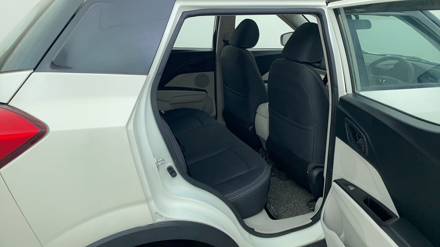 Used 2023 Mahindra XUV 300 W6 1.2 Petrol AMT Petrol Automatic interior RIGHT SIDE REAR DOOR CABIN VIEW