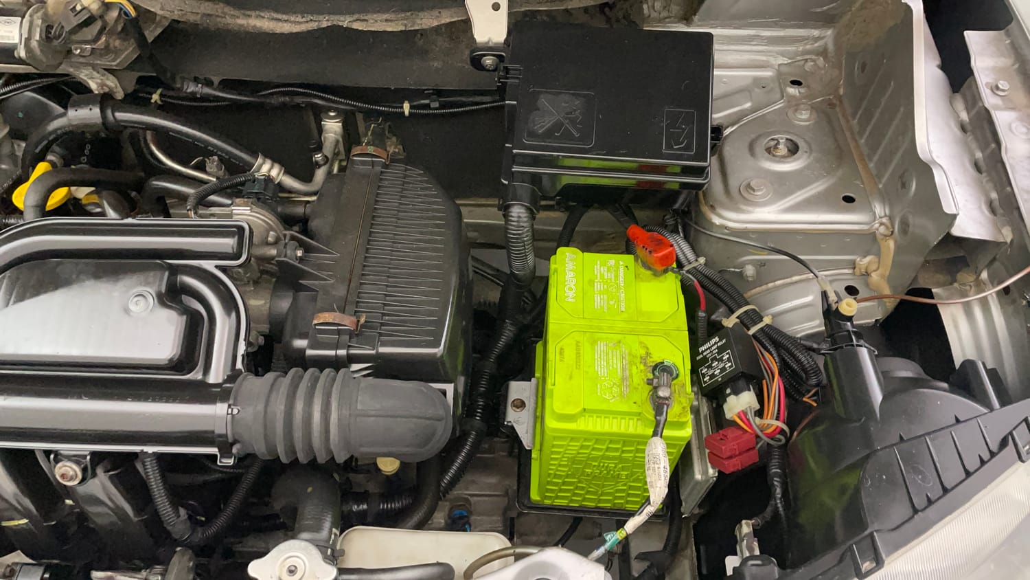 Used 2016 Renault Kwid RXT Petrol Manual engine ENGINE LEFT SIDE VIEW