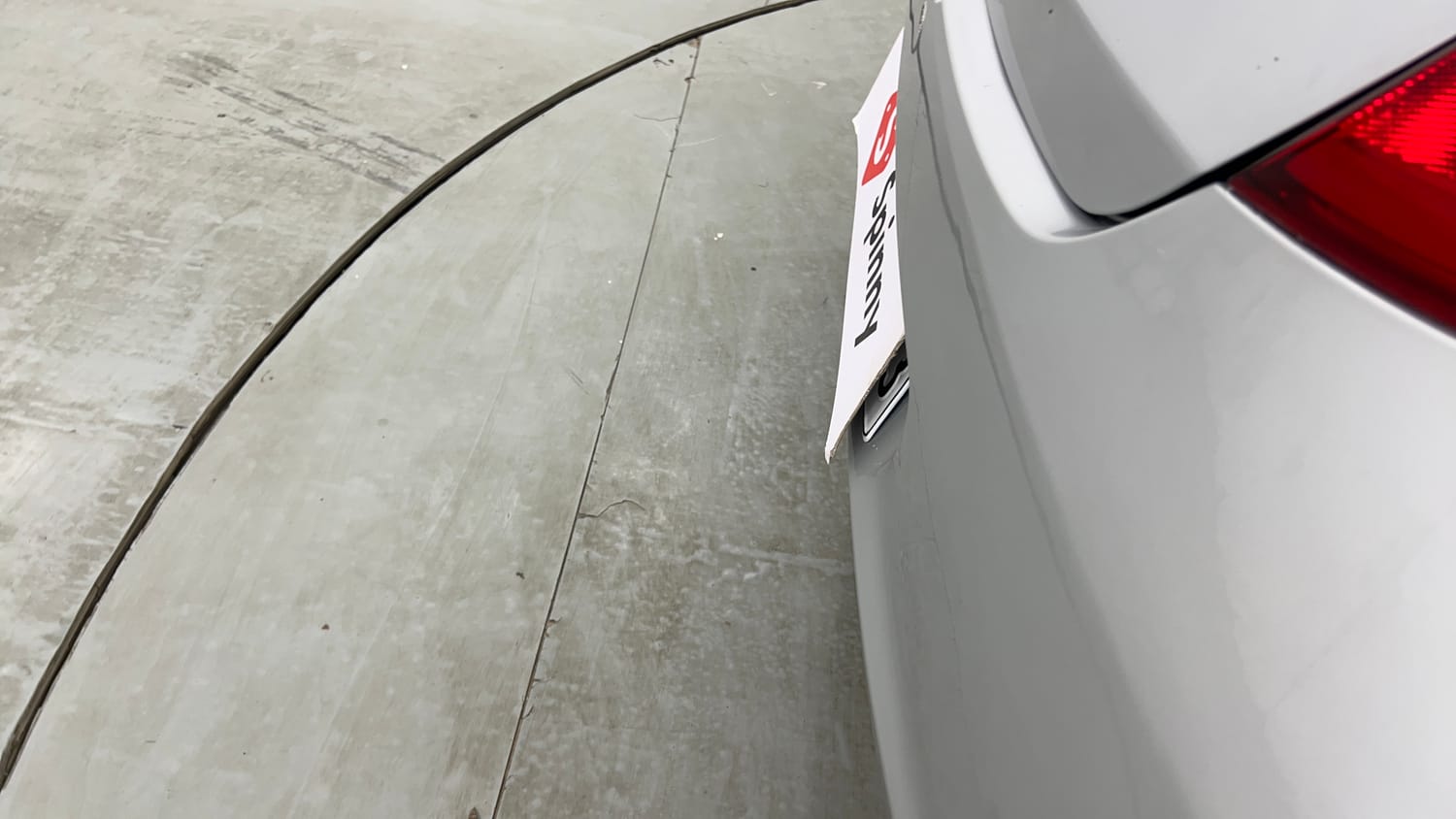 Used 2016 Hyundai Eon Magna Petrol Manual dents MINOR SCRATCH