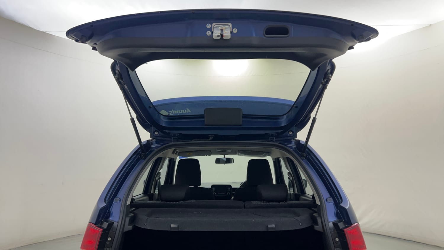 Used 2020 Maruti Suzuki Ignis Delta 1.2 AMT Petrol Automatic interior DICKY DOOR OPEN VIEW