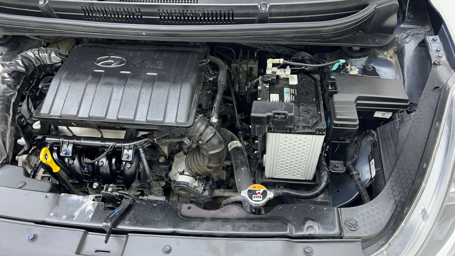 Used 2025 Hyundai Grand i10 Nios Sportz (O) 1.2 Kappa VTVT Petrol Manual engine ENGINE LEFT SIDE VIEW