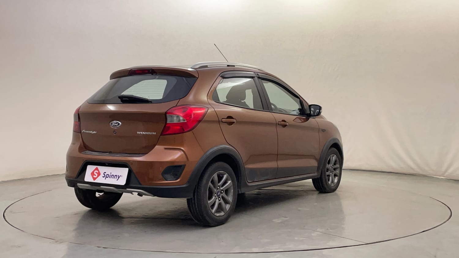 Used 2019 Ford Freestyle Titanium 1.2 Ti-VCT Petrol Manual exterior RIGHT REAR CORNER VIEW