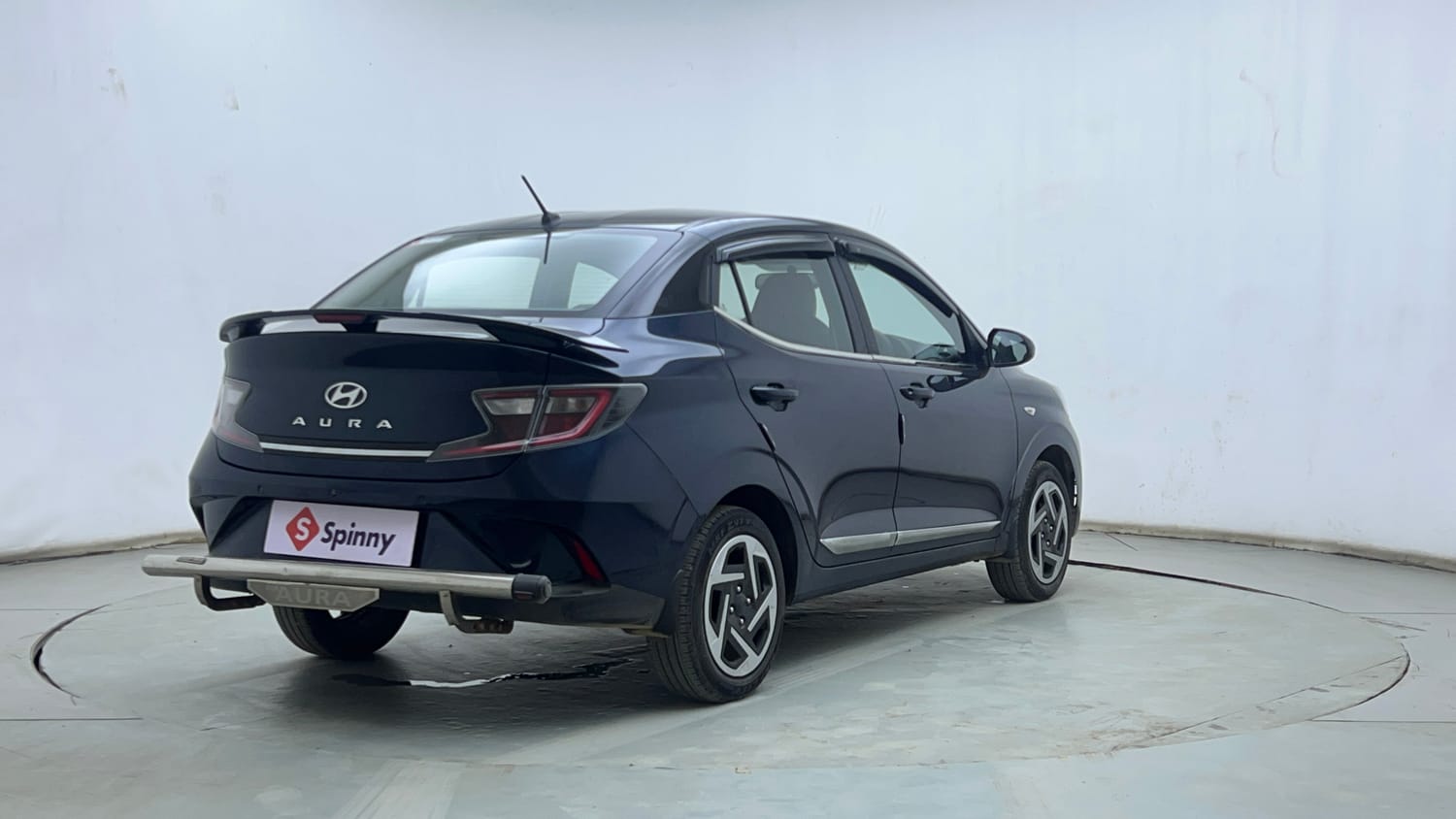 Used 2024 Hyundai Aura S 1.2 CNG Cng Manual exterior RIGHT REAR CORNER VIEW