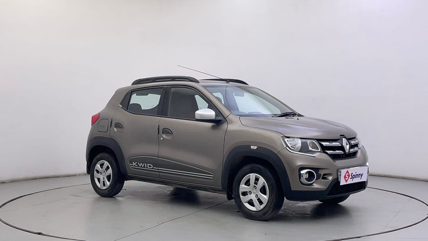 Used 2019 Renault Kwid RXT (O) 1.0 SCE Edition Petrol Manual exterior RIGHT FRONT CORNER VIEW