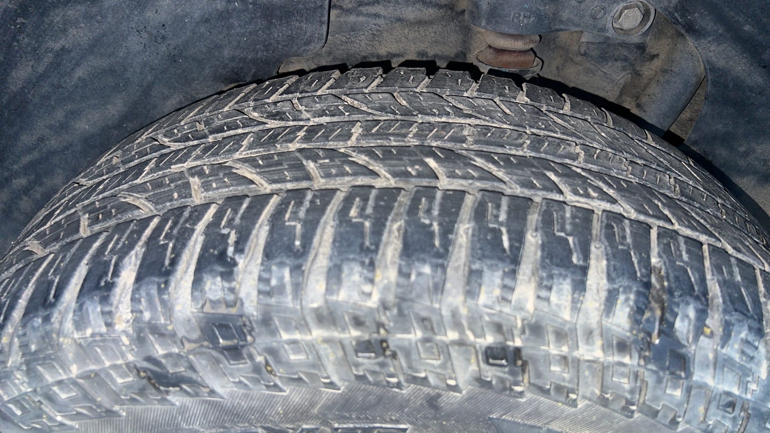 Used 2019 Tata Harrier XZ Diesel Manual tyres RIGHT REAR TYRE TREAD VIEW