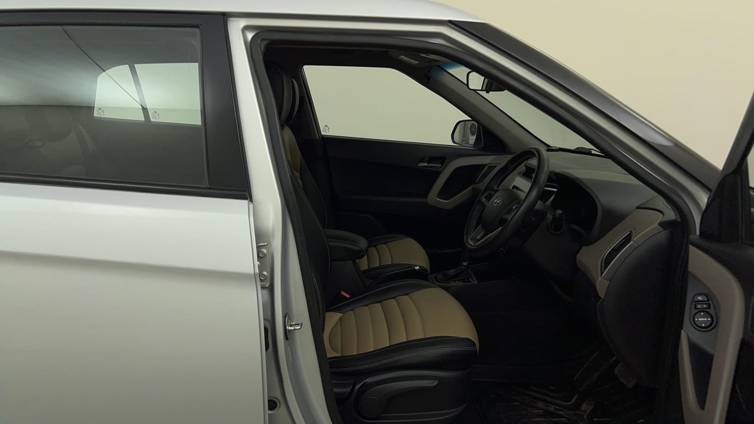 Used 2017 Hyundai Creta 1.6 SX Plus AT Diesel Automatic interior RIGHT SIDE FRONT DOOR CABIN VIEW