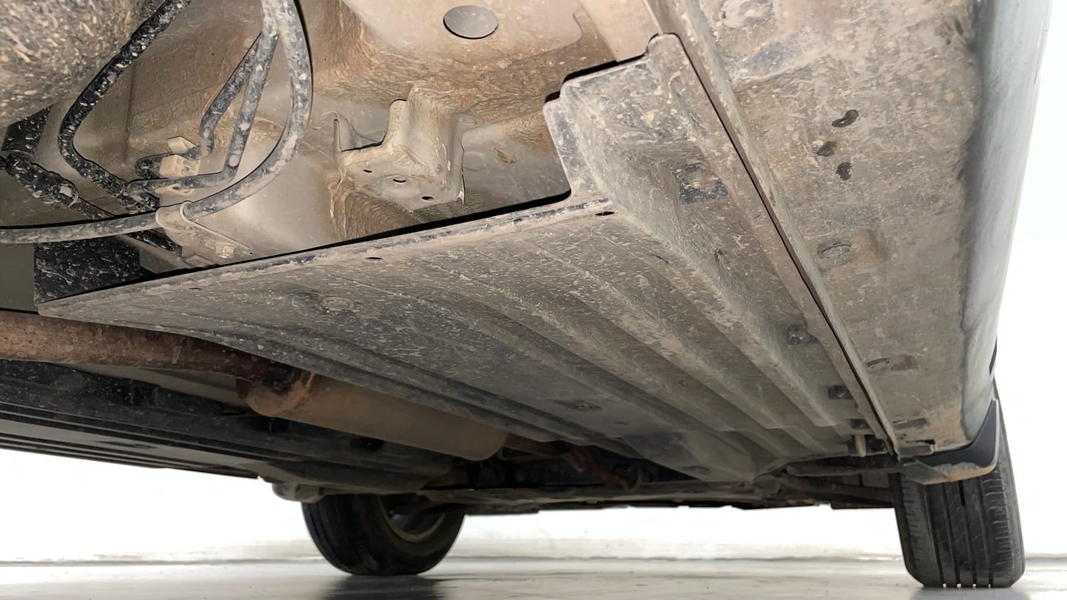 Used 2023 Maruti Suzuki Brezza ZXi Plus Petrol Manual extra REAR RIGHT UNDERBODY VIEW