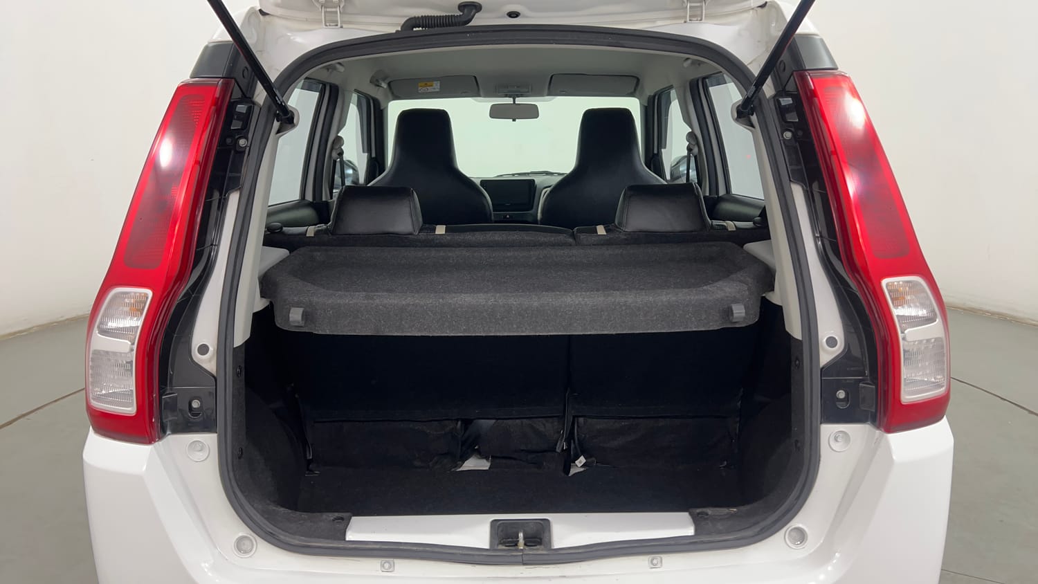 Used 2024 Maruti Suzuki Wagon R VXI 1.0 AGS Petrol Automatic interior DICKY INSIDE VIEW