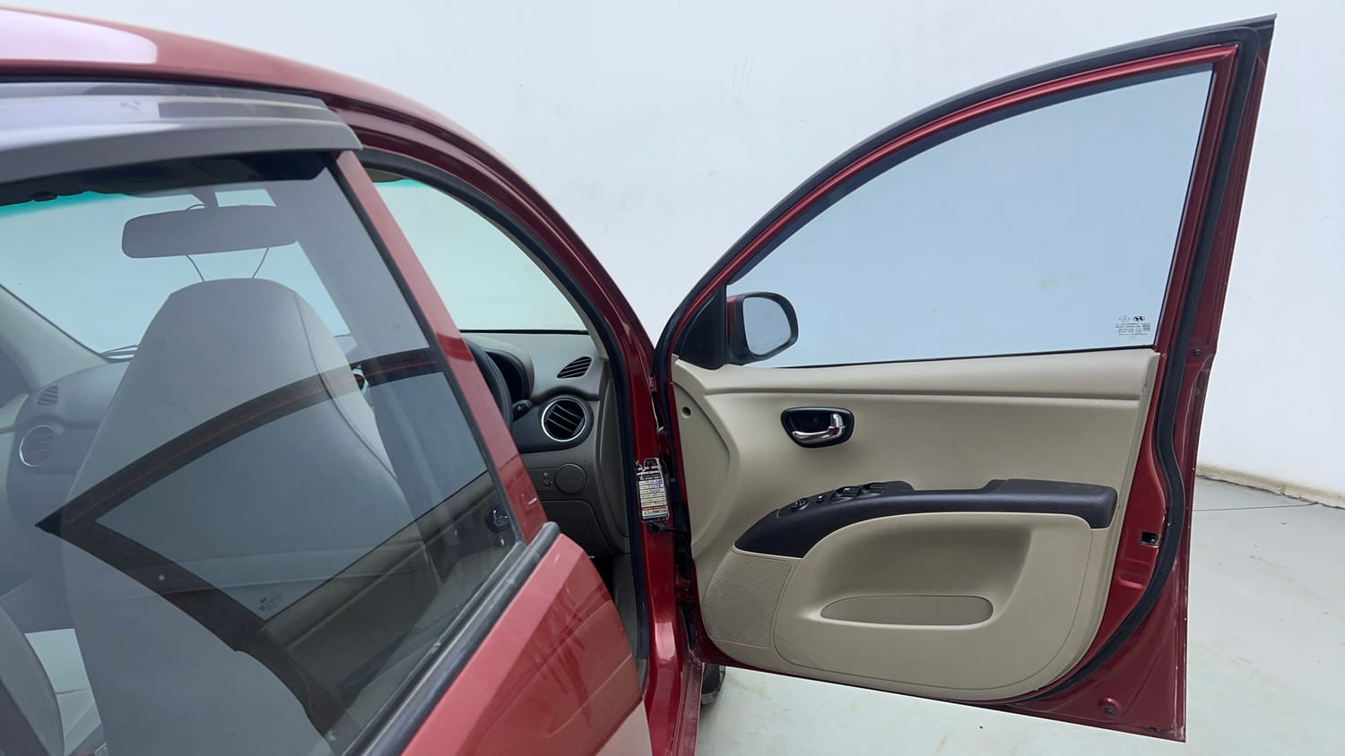 Used 2012 Hyundai i10 Sportz 1.2 Kappa2 Petrol Manual interior RIGHT FRONT DOOR OPEN VIEW