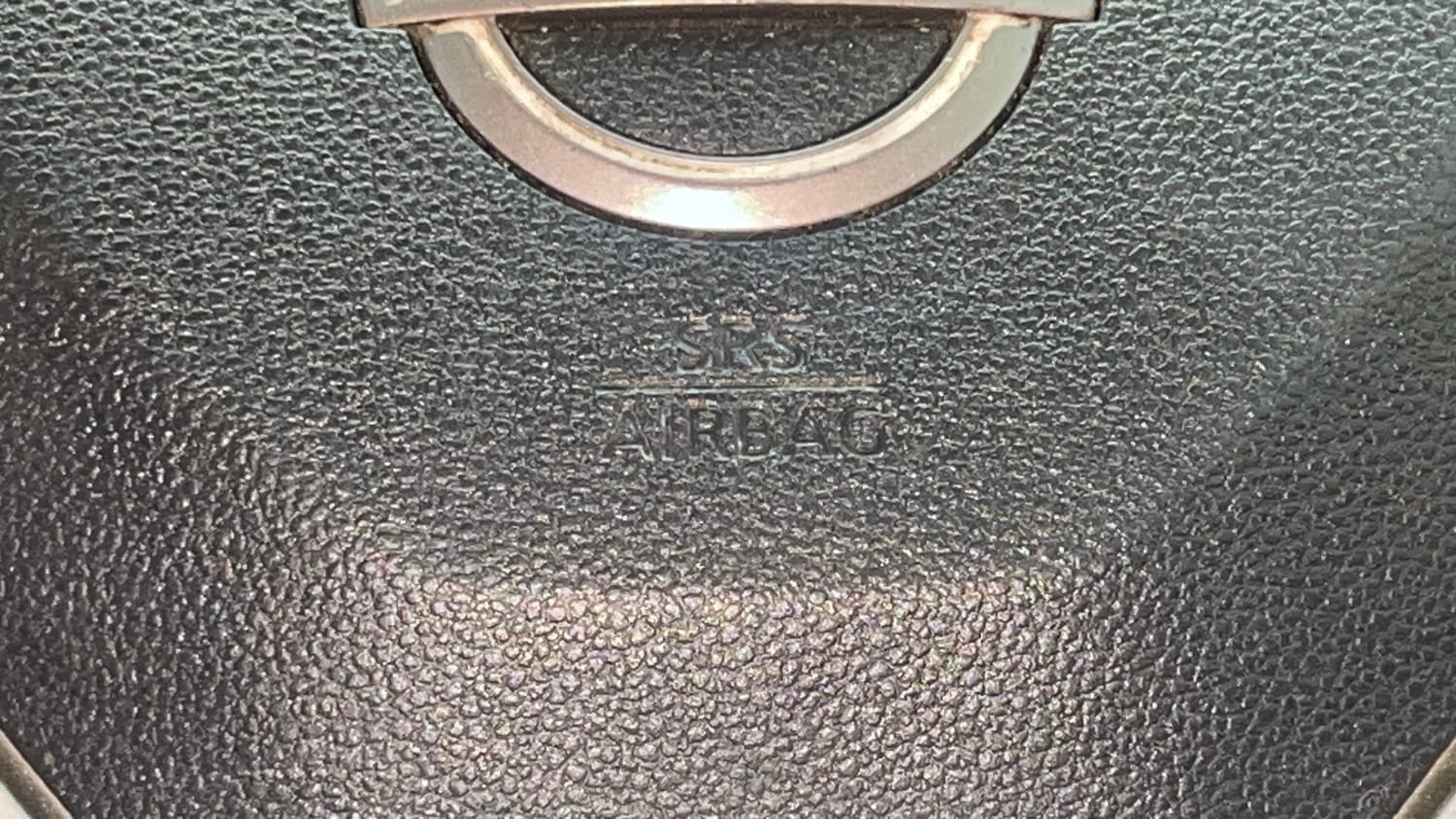 Used 2021 Nissan Magnite XE Petrol Manual top_features Airbags