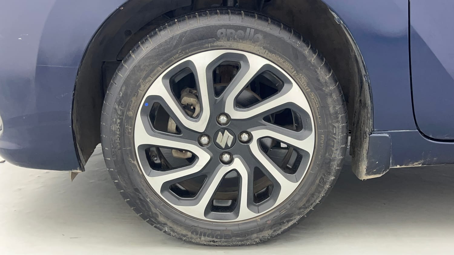 Used 2022 Maruti Suzuki Baleno Alpha MT Petrol Manual tyres LEFT FRONT TYRE RIM VIEW