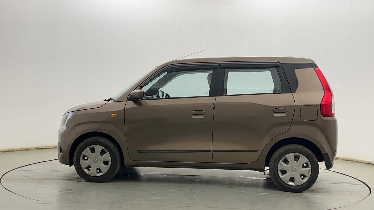 Used 2019 Maruti Suzuki Wagon R VXi 1.2 AMT Petrol Automatic exterior LEFT SIDE VIEW