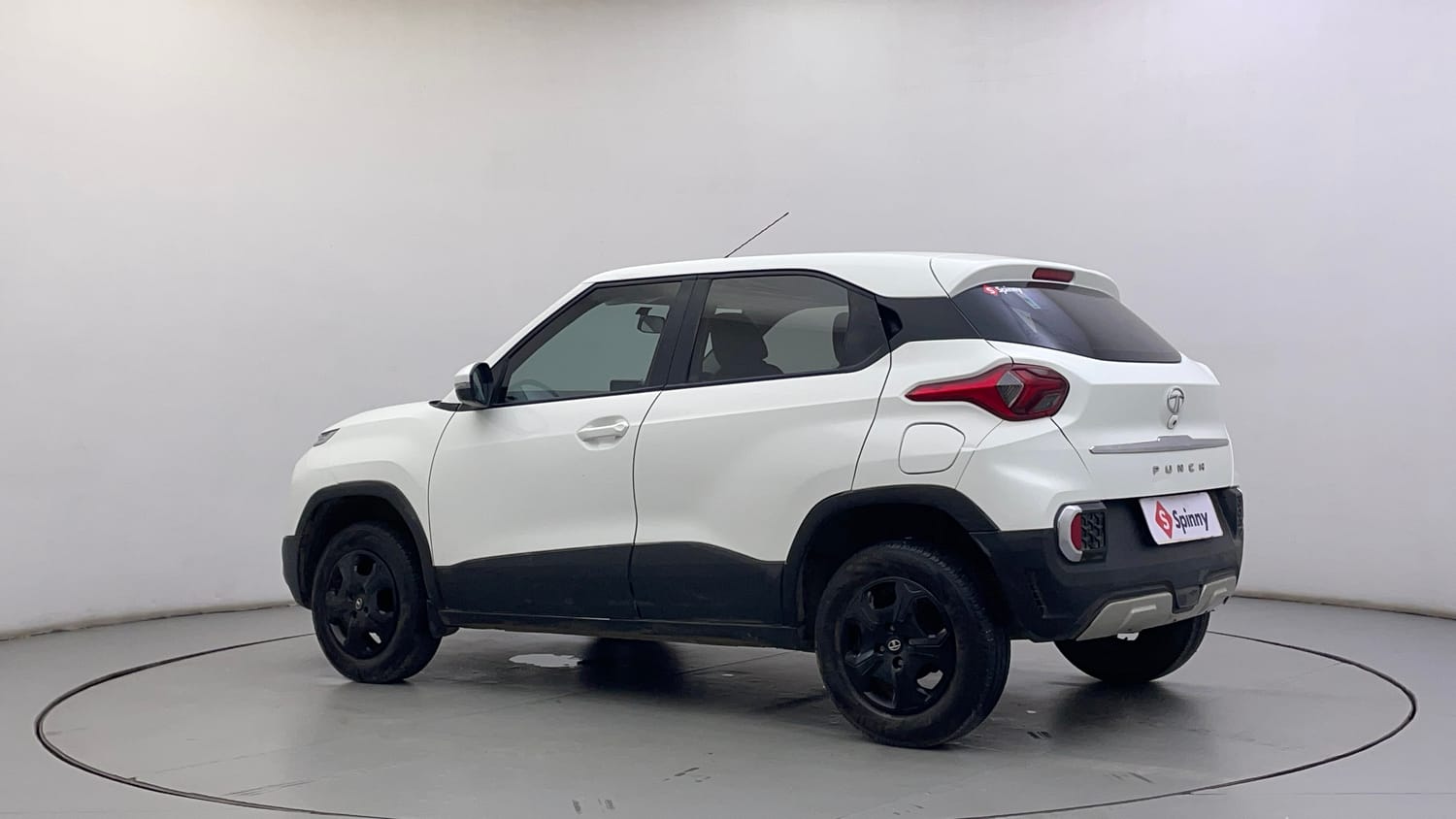 Used 2022 Tata Punch Accomplished MT Petrol Manual exterior LEFT REAR CORNER VIEW