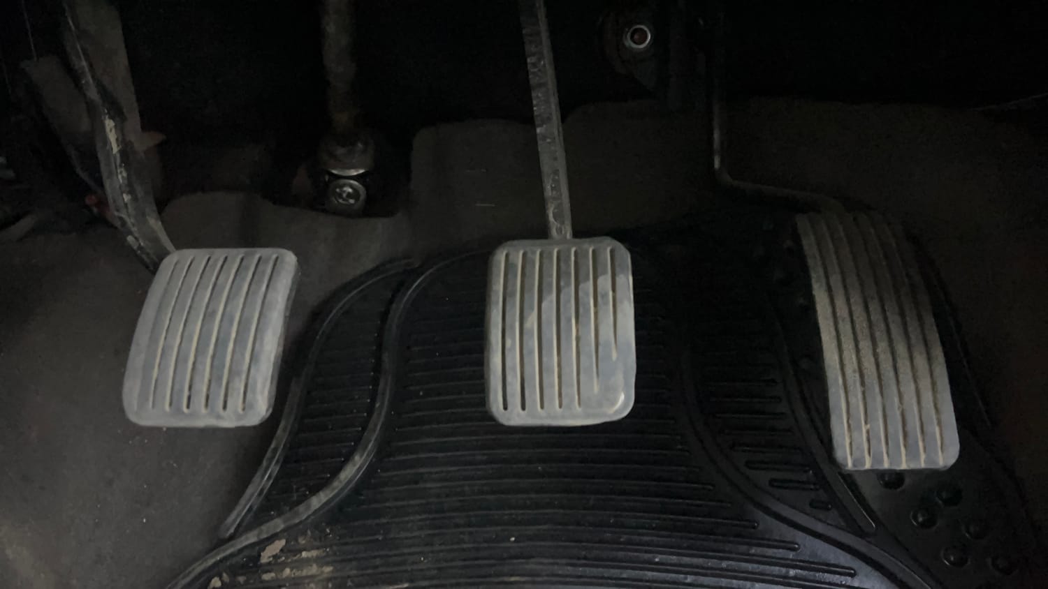 Used 2012 Hyundai i10 Sportz 1.2 Kappa2 Petrol Manual interior PEDALS VIEW