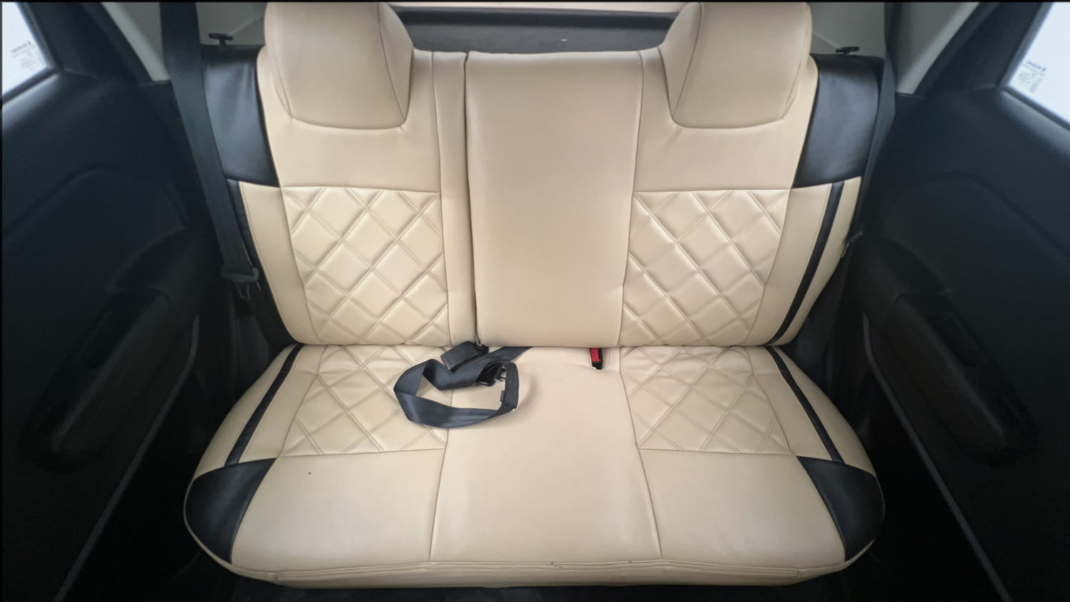 Used 2019 Maruti Suzuki Wagon R VXi 1.2 AMT Petrol Automatic interior REAR SEAT CONDITION VIEW