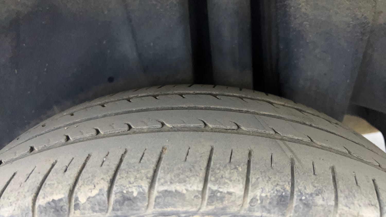 Used 2023 Maruti Suzuki Ciaz Zeta 1.5 Petrol Manual tyres LEFT REAR TYRE TREAD VIEW