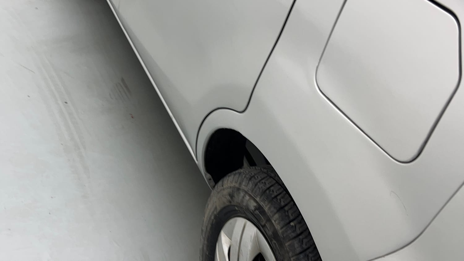 Used 2019 Maruti Suzuki Alto 800 LXi Petrol Manual dents MINOR SCRATCH