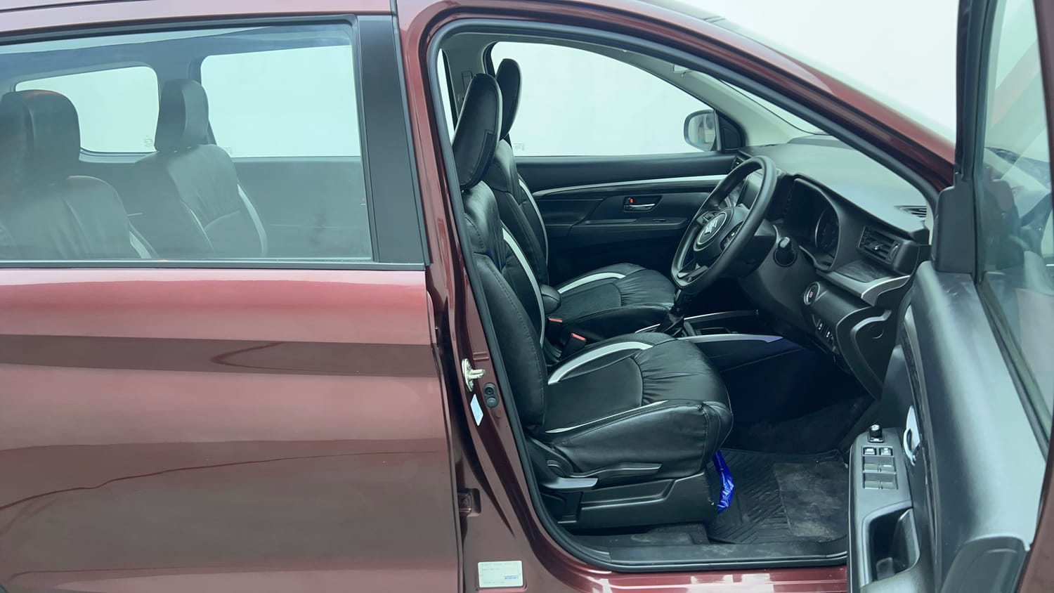 Used 2022 Maruti Suzuki XL6 Zeta AT Petrol Petrol Automatic interior RIGHT SIDE FRONT DOOR CABIN VIEW