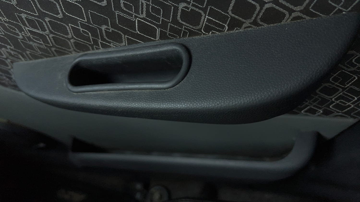 Used 2019 Maruti Suzuki Alto 800 LXi Petrol Manual top_features Door pockets